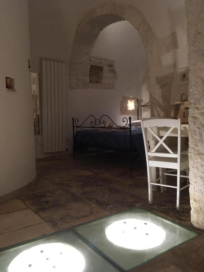 B&B Trullo Raggio Di Luce マルティナ・フランカ エクステリア 写真