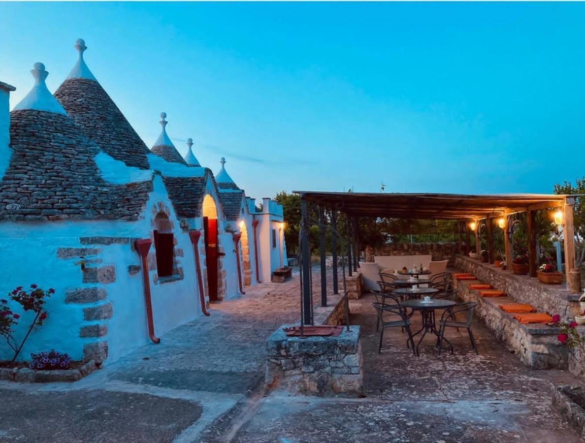 B&B Trullo Raggio Di Luce マルティナ・フランカ エクステリア 写真